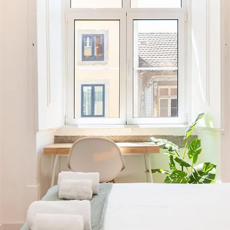 Guestready - Priorado - Yellow * Lisbon