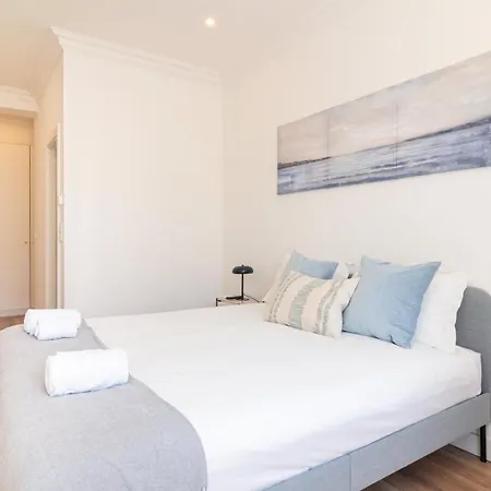 Guestready - Priorado - Yellow * Lisbon