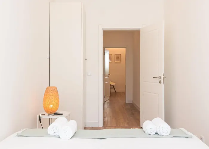 Guestready - Priorado - Yellow * Lissabon