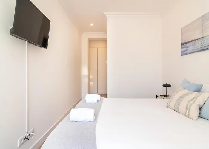Guestready - Priorado - Yellow * Lissabon