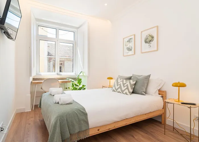 Guestready - Priorado - Yellow Apartment Lissabon